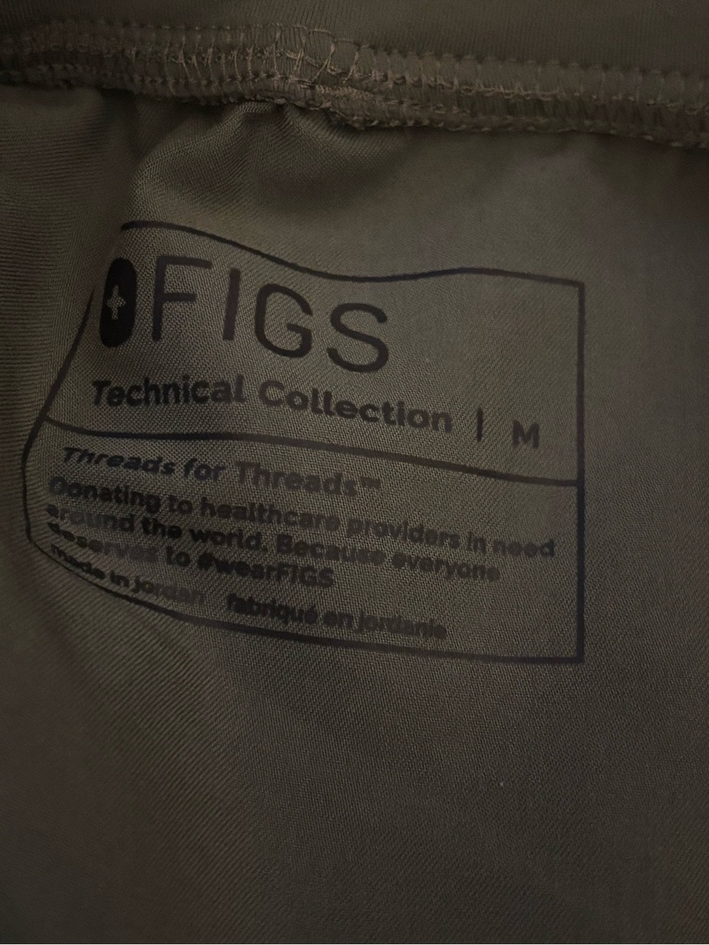 Figs Moss Green Scrub Set - Picture 3 of 4